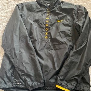 Mens Nike wind jacket